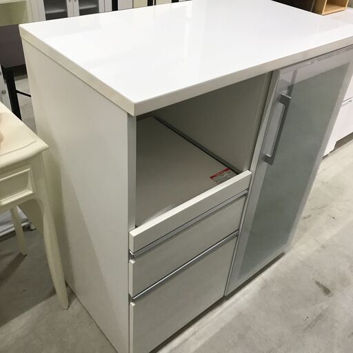 【ｼﾞｬﾝｸﾞﾙｼﾞｬﾝｸﾞﾙ金沢店】レンジ台　ニトリ　ホワイト W(幅)88×D(奥行き)50×H(高さ)102cm ※クリーニング済み