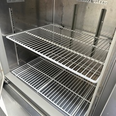 業務用冷凍冷蔵庫の画像