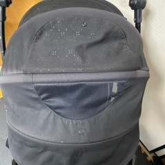 コンビ　ベビーカーの画像