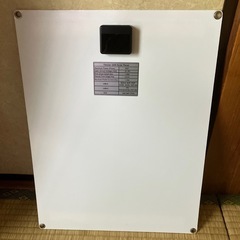 ソーラーパネル24wの画像