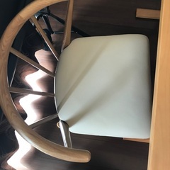 ２人掛けテーブルセットの画像