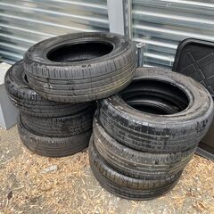 タイヤ：205/65/R15ホイールなし・エスティマ・中古・5本あります。の画像
