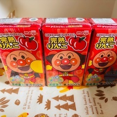 お菓子、ジュースの画像