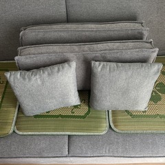 クッション　グレー　シンプル　4つセット　布　洗濯可能