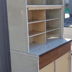 【配達します‼️】　食器棚　昭和レトロ　飾り棚　キッチンボード　リビング収納　機能的　収納力抜群🌟　リメイクにも　キャビネット　キッチンカウンターの画像