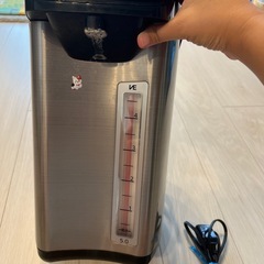 電気ポットの画像