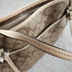 COACHトートバッグの画像