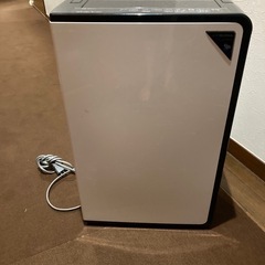 【取引中】2022年製コロナ衣類乾燥除湿機CD-H10A 突然ジャンクお譲りしますの画像