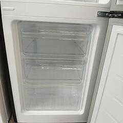 712D マクスゼン 2ドア冷蔵庫 157Lの画像