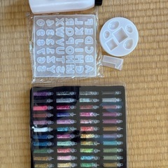 レジン パーツ 小物 まとめ売り ケース付きの画像