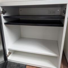 ※値下げしました！　IKEA キャビネット 【ベストー】の画像