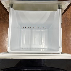 2ドア冷蔵庫の画像