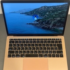 MacBook Air 2018 13インチ ローズゴールドの画像