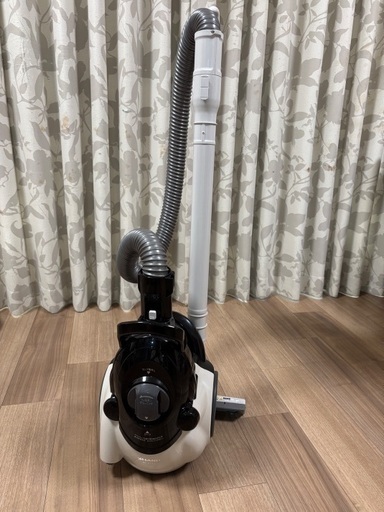 「数量限定 在庫処分セール」 SHARP EC-CT12 サイクロン掃除機 (はな) 東三国の生活家電《掃除 掃除機・クリーナー