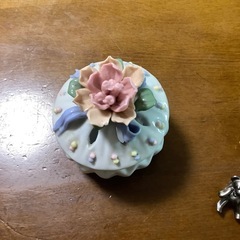 陶器製　小物入れの画像