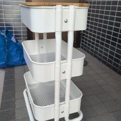 IKEA イケア RÅSHULT ロースフルト ワゴン ホワイト 天板 付きの画像