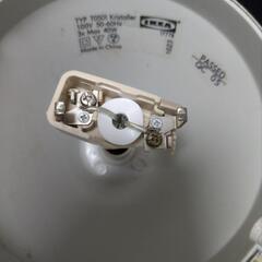 IKEAシャンデリア照明の画像