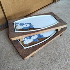 木製寿司下駄３　２枚セット　陶器皿付き　下駄サイズ約23cm×4...