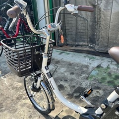 No.509 美品ほぼ未使用パナソニックビビライフ BE-FU831-F [フェザーホワイト]の画像