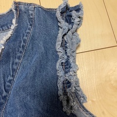 DOUBLE FLAGS デニムフリルベストの画像