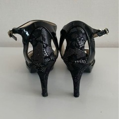 Ilimaヒールサンダルの画像