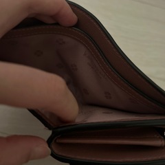 ケイトスペード 折りたたみ財布の画像