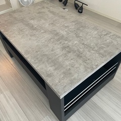 【週末限定】大理石調ローテーブルの画像