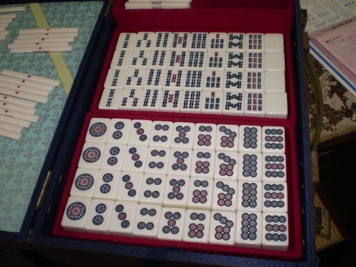 麻雀セット 1979年製 昭和54年製　昭和レトロ 麻雀牌 レトロ 昭和 麻雀セット アンティーク - メルカリ