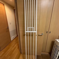 つっぱり棚の画像