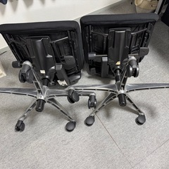 オフィスチェアの画像
