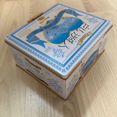 白い恋人の缶の画像
