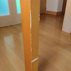 ガラステーブルの画像
