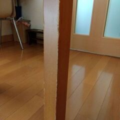 ガラステーブルの画像