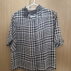 美品Global work ブラウスMサイズの画像