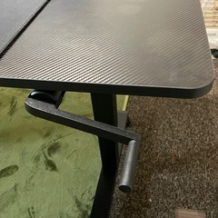 手動式スタンディングデスクの画像