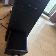 シエンタ170系コンソールボックス　肘掛け　肘置きの画像