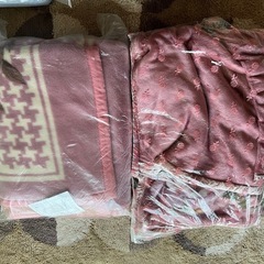 布団一式と毛布2枚の画像