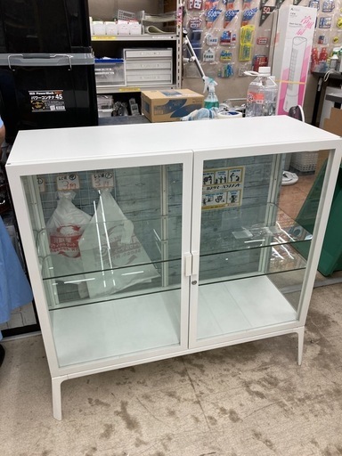 IKEA 飾り棚 ガラスケース 鍵付き ホワイト 8/3 値下げ⭐️廃盤