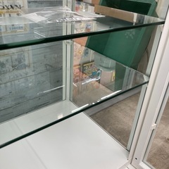 8/3 値下げ⭐️廃盤⭐️IKEA イケア⭐️コレクションケース⭐️MILSBO ミルスボ⭐️ホワイト⭐️鍵付⭐️おしゃれ⭐️ガラス戸⭐️2248の画像