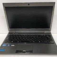即納③台目★Core i5★超軽量★1,1キロ★東芝★dynabook★R631/28E★本体のみ★アルティメットシルバー★13.3インチ★ノートPC★ストレージ、メモリなし★外部出力端子OK＊掲載画像★さらなる詳細は下記URLから検索★初回コメントで、ご希望日時、交渉価格が未記載時は既読スルーさせて頂きます★逆光撮影★完全ジャンク★返品不可★決定者様のみお返事★24時間対応★お返事は可能な限り迅速にさせて頂きます★最大で12時間以内の画像