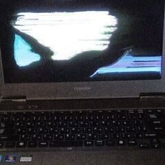 即納③台目★Core i5★超軽量★1,1キロ★東芝★dynabook★R631/28E★本体のみ★アルティメットシルバー★13.3インチ★ノートPC★ストレージ、メモリなし★外部出力端子OK＊掲載画像★さらなる詳細は下記URLから検索★初回コメントで、ご希望日時、交渉価格が未記載時は既読スルーさせて頂きます★逆光撮影★完全ジャンク★返品不可★決定者様のみお返事★24時間対応★お返事は可能な限り迅速にさせて頂きます★最大で12時間以内の画像