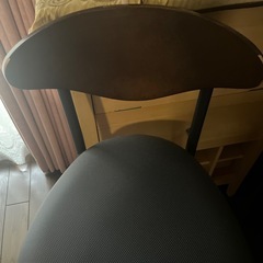 カウンターチェア2脚
の画像