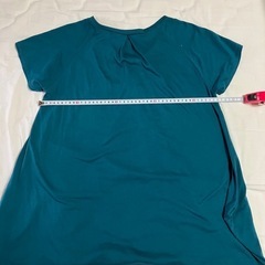 トップス　緑　大きめのMの画像