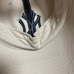 47　キャップ　ページュの画像