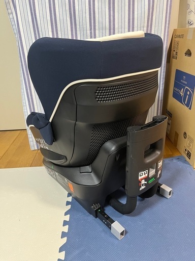 【極美品】回転式チャイルドシート　エールべべ・クルット4i　リラクシー