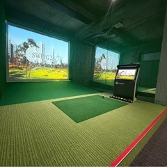 24時間営業　インドアゴルフ練習場