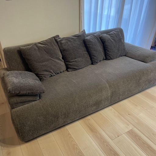 ソファ　3人掛け　ダークグレー　 大きめ