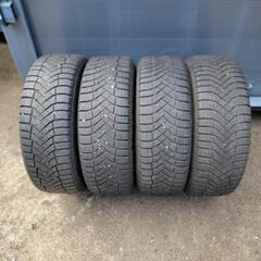 215/60R17  2018年製 PIRELLI スタッドレスタイヤ・ホイール 4本セット の画像