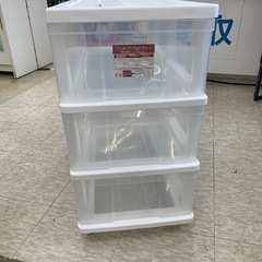 プラスチック3段　収納ケース　キャスター付き