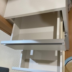スリム食器棚【ダストボックス付き】の画像